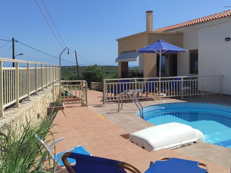 Villa Stefanos, Meerblick, privater Pool, Rethymno Vacation rental in Crete