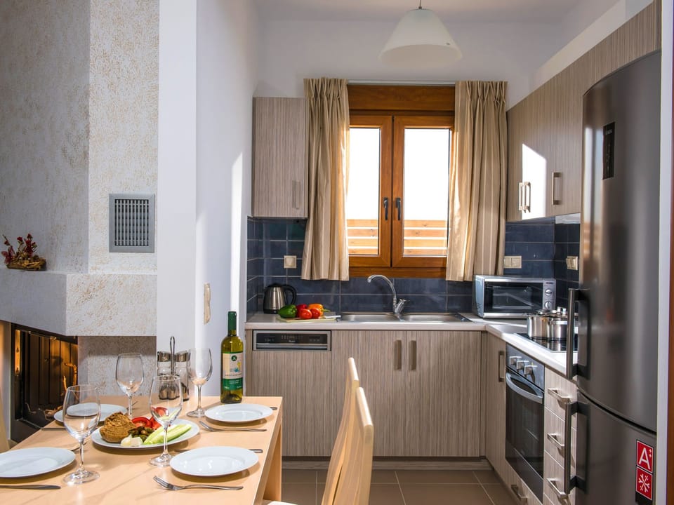 Villa mit Panoramablick Pool und Grillplatz in S Vacation rental in Crete