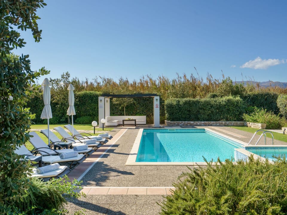 Villa aus Stein, privater Pool, BBQ 30m zum Strand Vacation rental in Crete