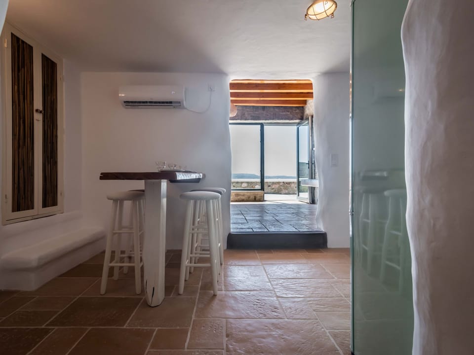 PETRA RESIDENCE MINI POOL SPA MILOS Vacation rental in Milos