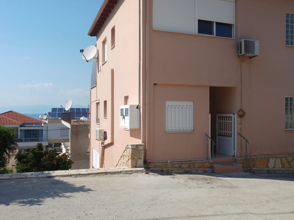 Charmantes Appartement in Derveni Apartment in Peloponnese Region