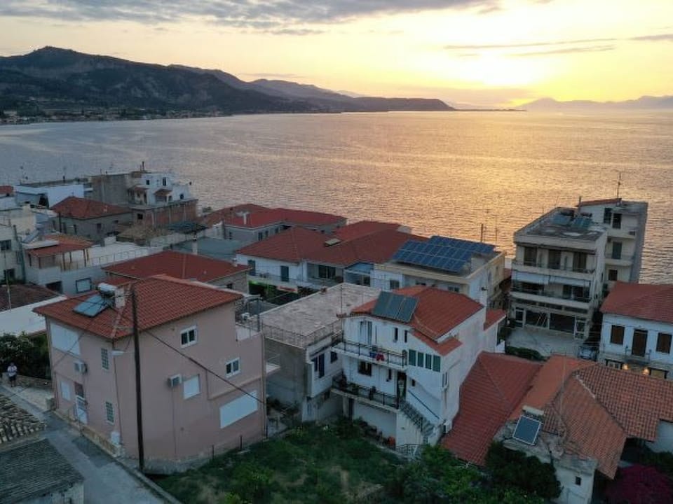 Appartement in Derveni mit Terrasse Apartment in Peloponnese Region