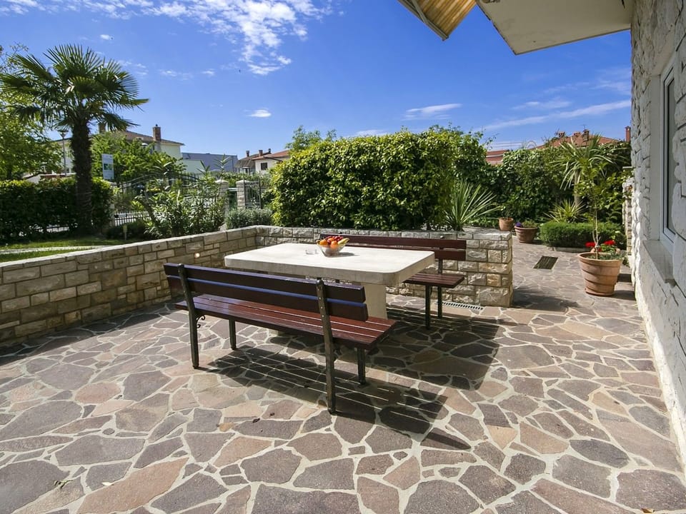 Apartment Nika1 Umag mit Pool und Whirlpool 400 Apartment in Istria County