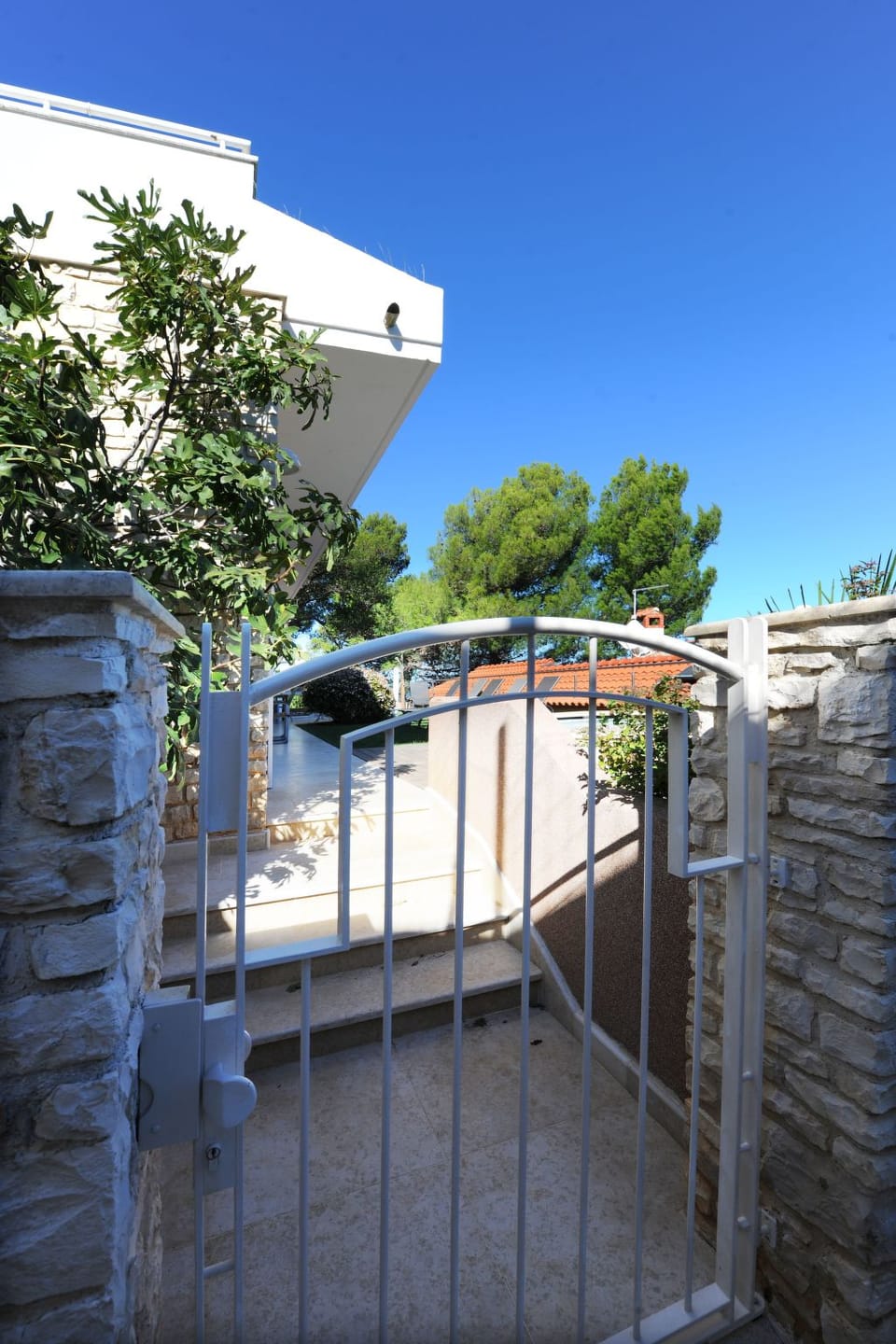 Wunderschöne Wohnung in Crveni Vrh mit Grill, Terrasse und Garten Apartment in Istria County