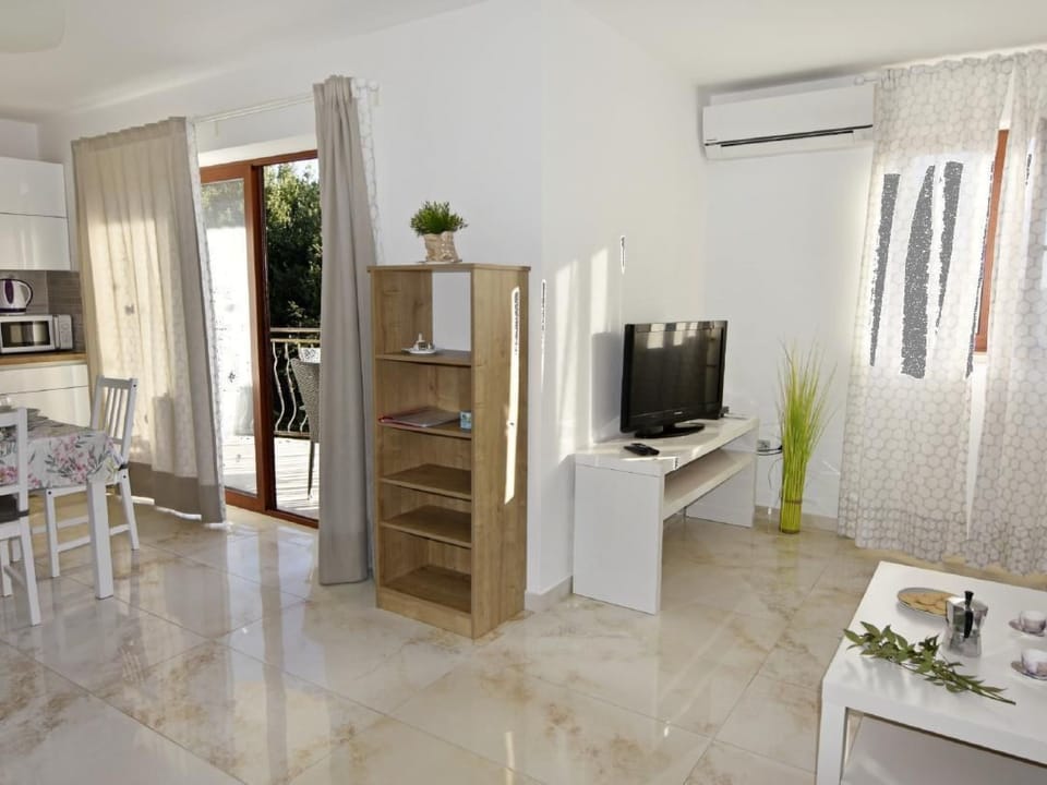 Elia 3 Apartment in Istria County