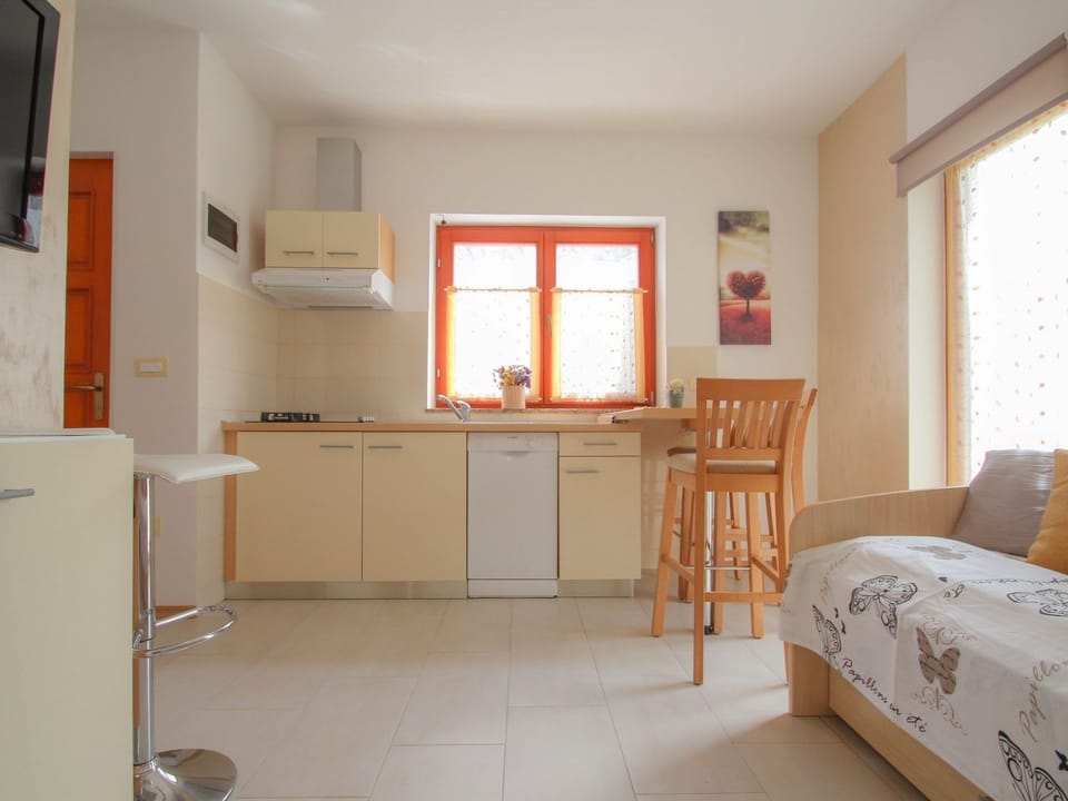 "Timea 2" mit Terrasse Apartment in Istria County