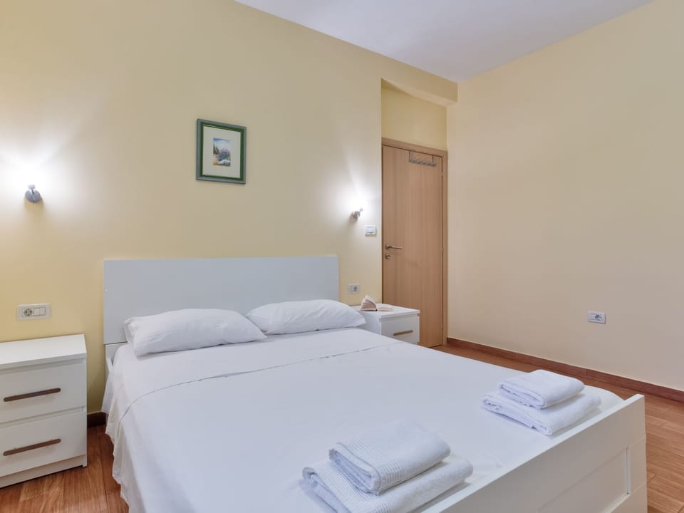 Moderne Ferienwohnung mit Terrasse nah am Strand Apartment in Istria County