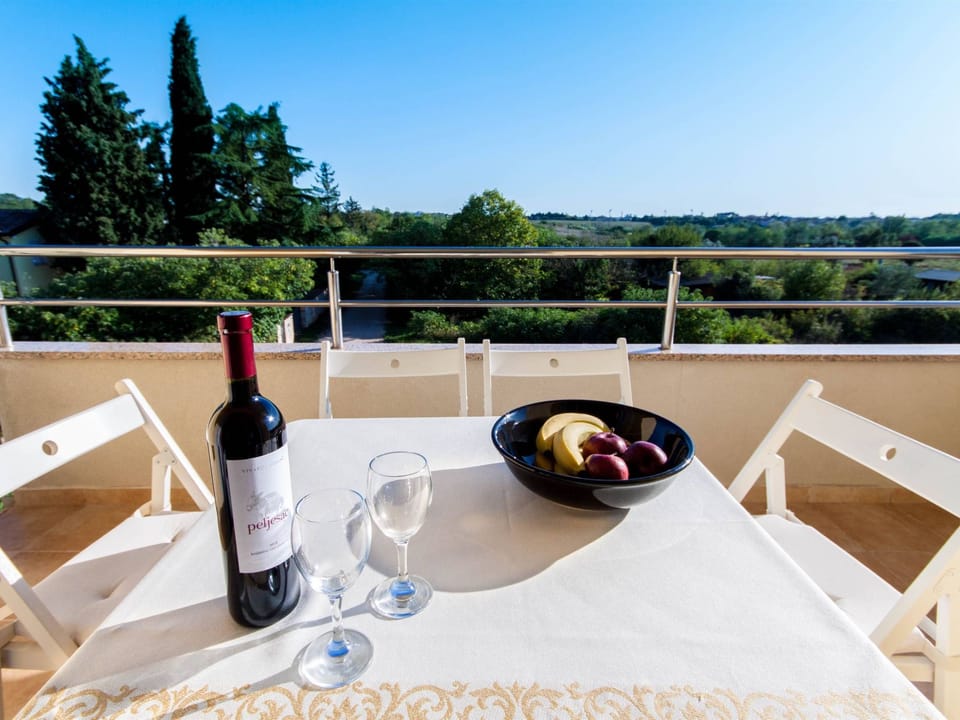 Wohnung in Monterol mit Terrasse und Garten Apartment in Monterol