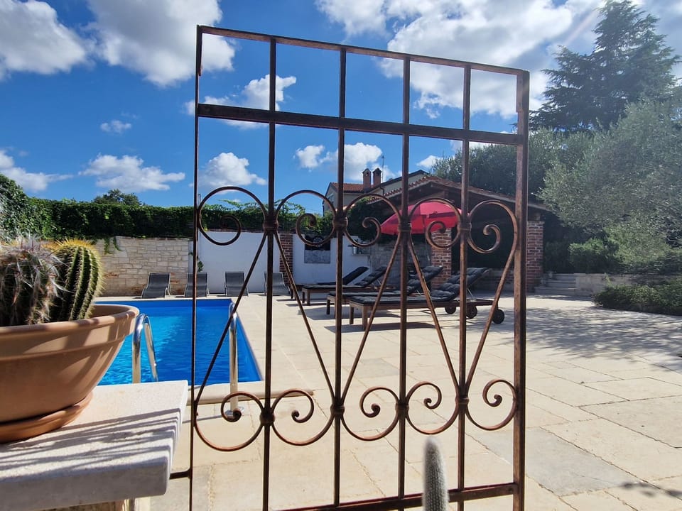 Freistehende Villa mit Garten und privatem Pool Vacation rental in Istria County