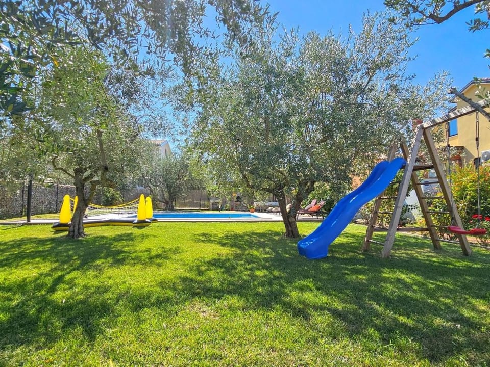 Wohnung für bis zu 6 Personen mit Schwimmbad Apartment in Istria County