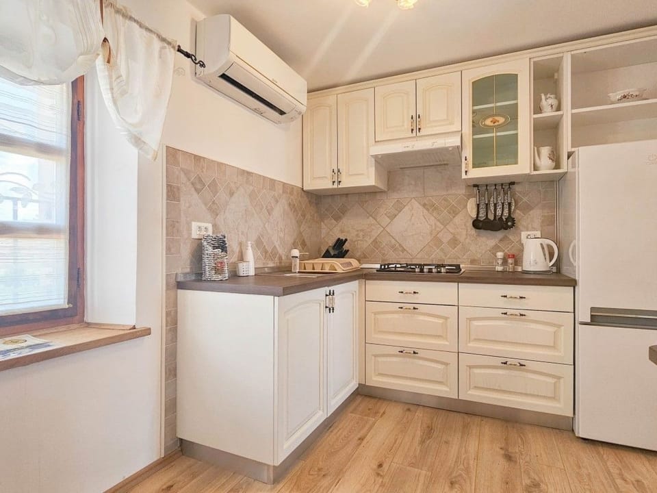 mit Pool Apartment in Novigrad