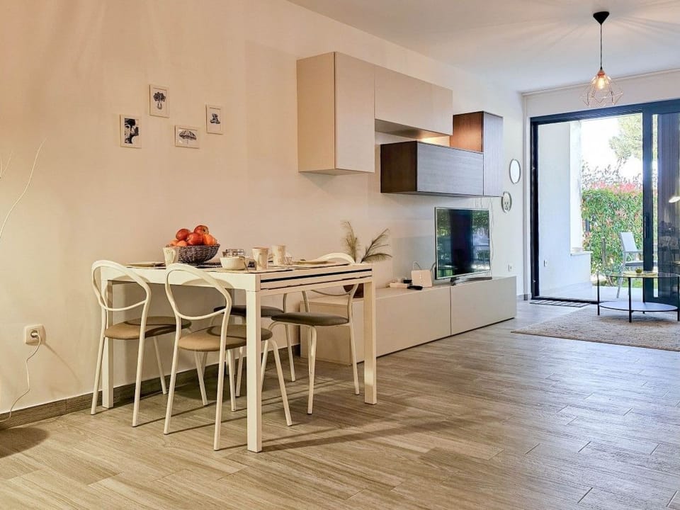 Apartment mit Terrasse für 3 Personen Apartment in Novigrad