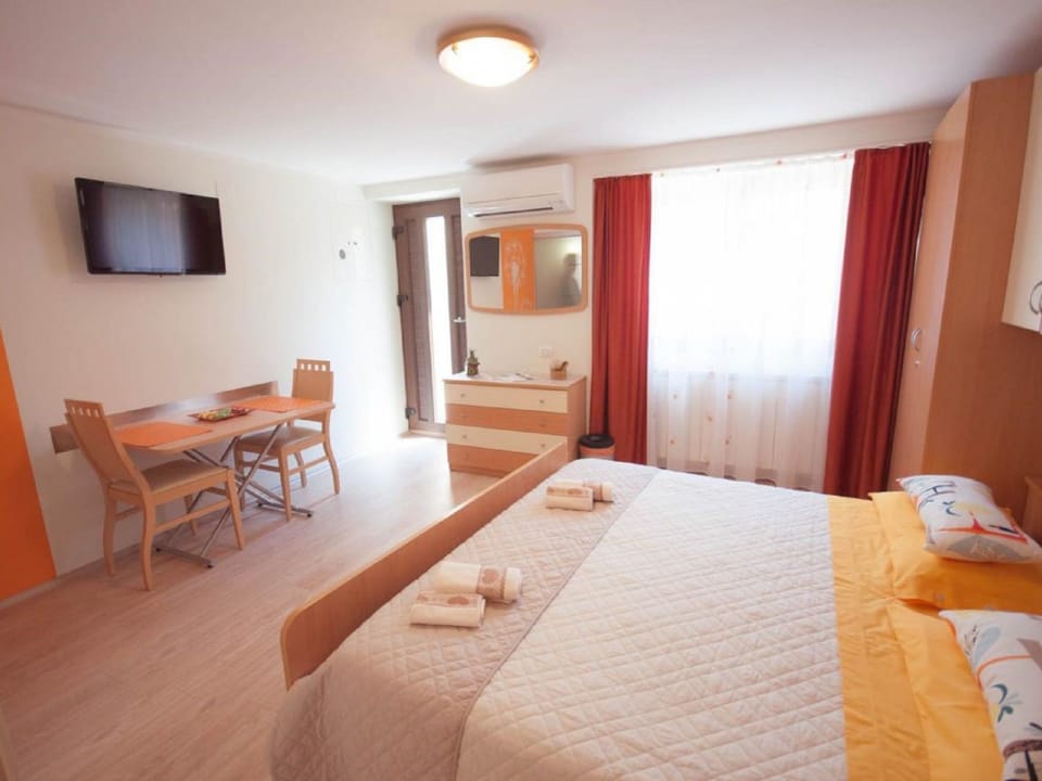 Studio "Dario" direkt am Strand Apartment in Novigrad