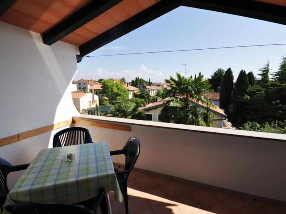 "Mira" mit Balkon Apartment in Novigrad