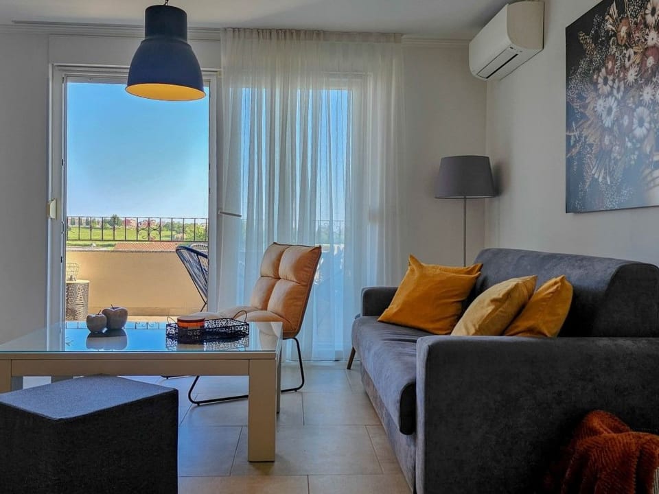 Wohnung mit Balkon für 4 Personen Apartment in Novigrad