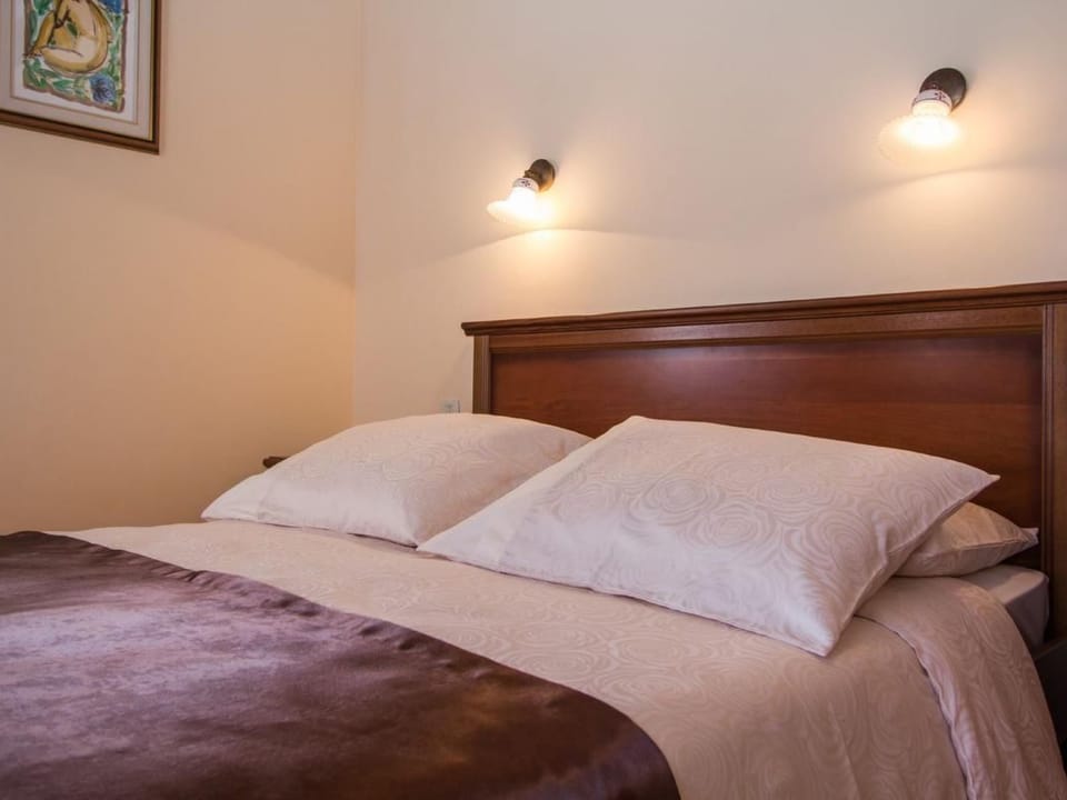 Luxusvilla mit Garten und Pool sowie herrlicher Aussicht Vacation rental in Istria County