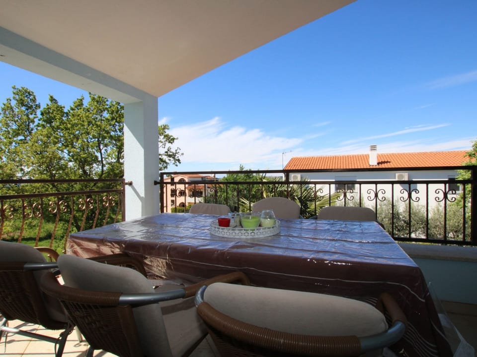 Apartment Julia Rosa / HR-11080-03 Apartment in Istria County