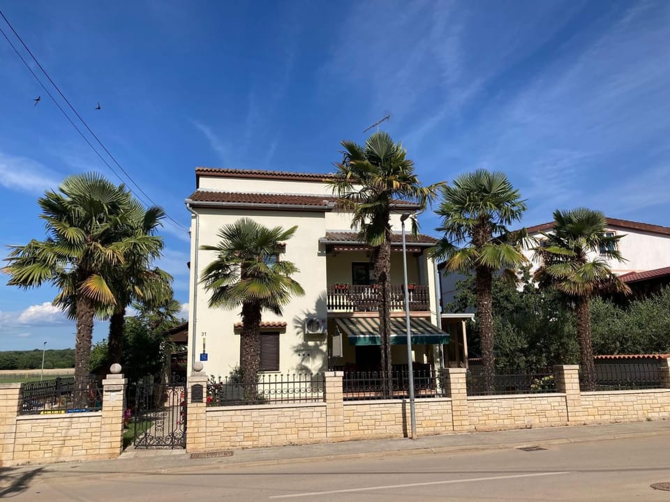 Funtana Apartments AP 2, nur 500 Meter zum Zentrum Apartment in Istria County