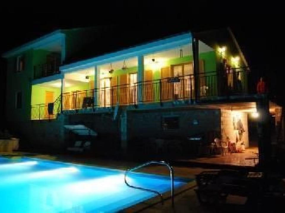 "Tutuila" mit Blick auf das Wasser Vacation rental in Istria County