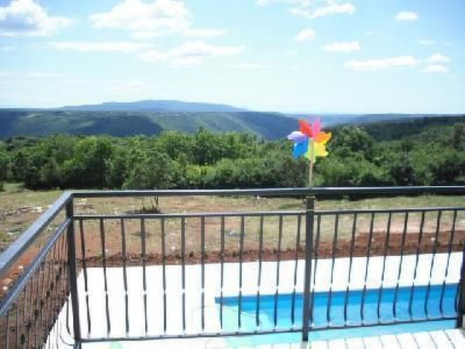 "Tutuila" mit Blick auf das Wasser Vacation rental in Istria County