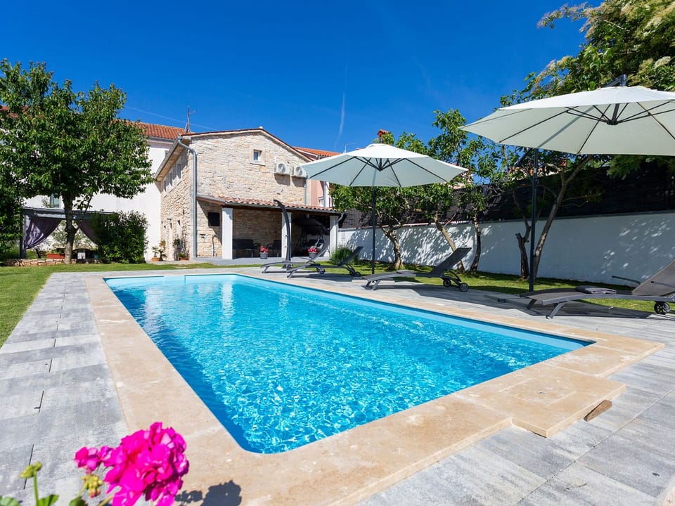 Haus Furlani mit schönem Garten und privatem Poo Vacation rental in Istria County