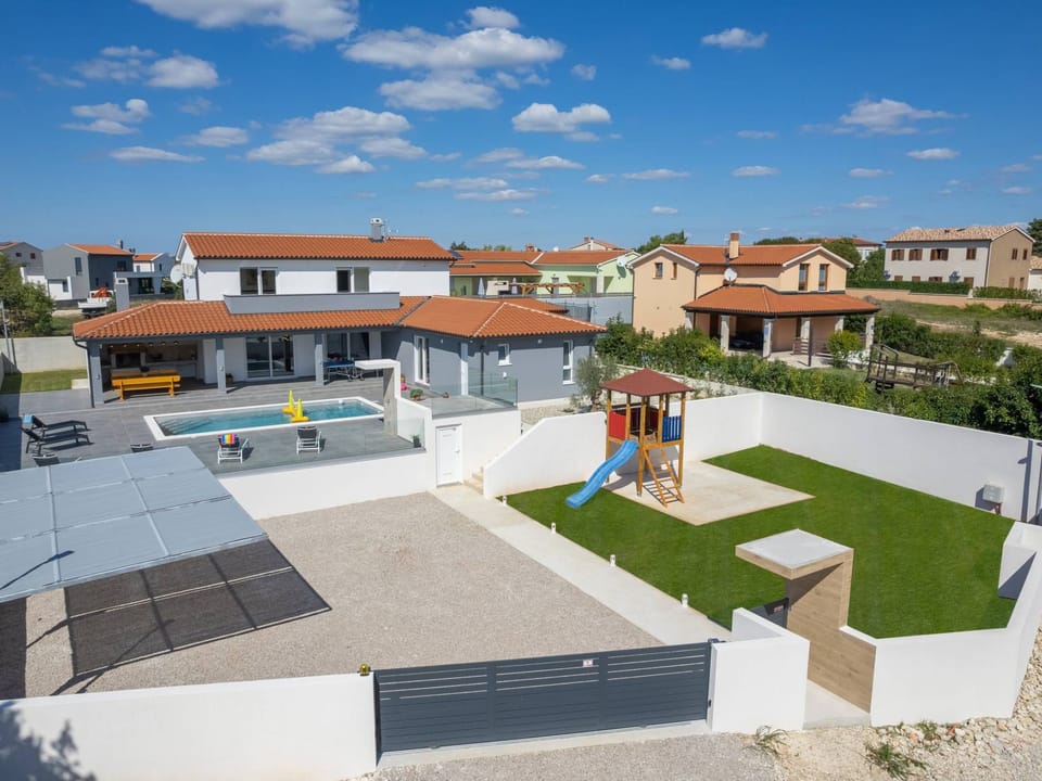 Villa Casa Mara mit beheiztem Pool Vacation rental in Istria County