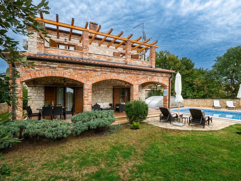 Villa Wish mit beheiztem Pool Vacation rental in Istria County