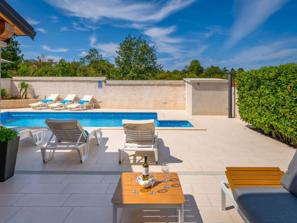 Family villa Nicole Vacation rental in Pula