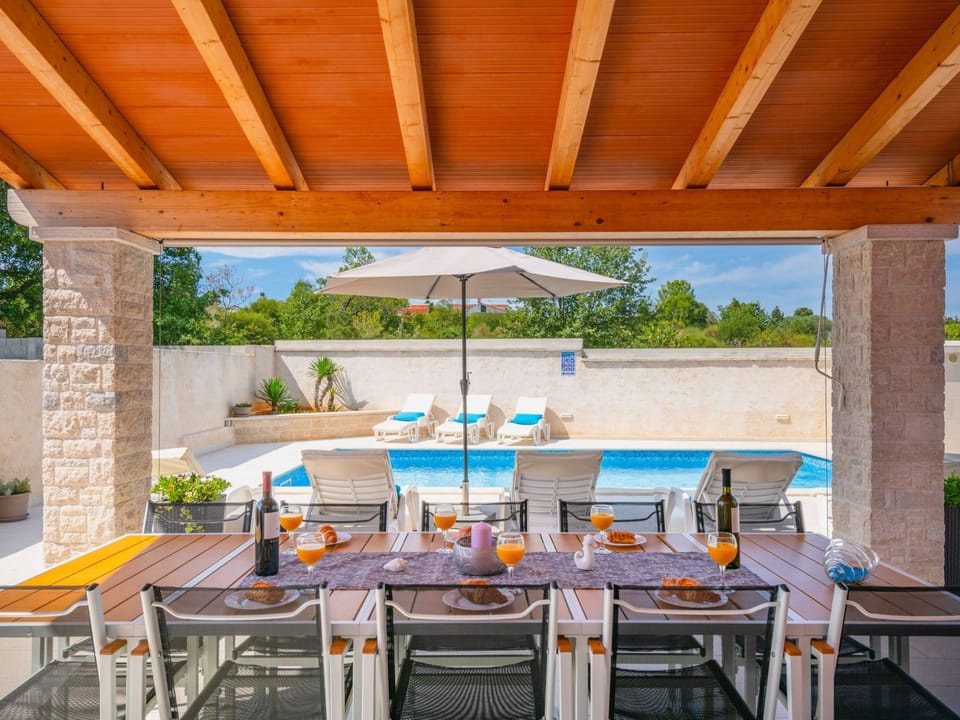Family villa Nicole Vacation rental in Pula