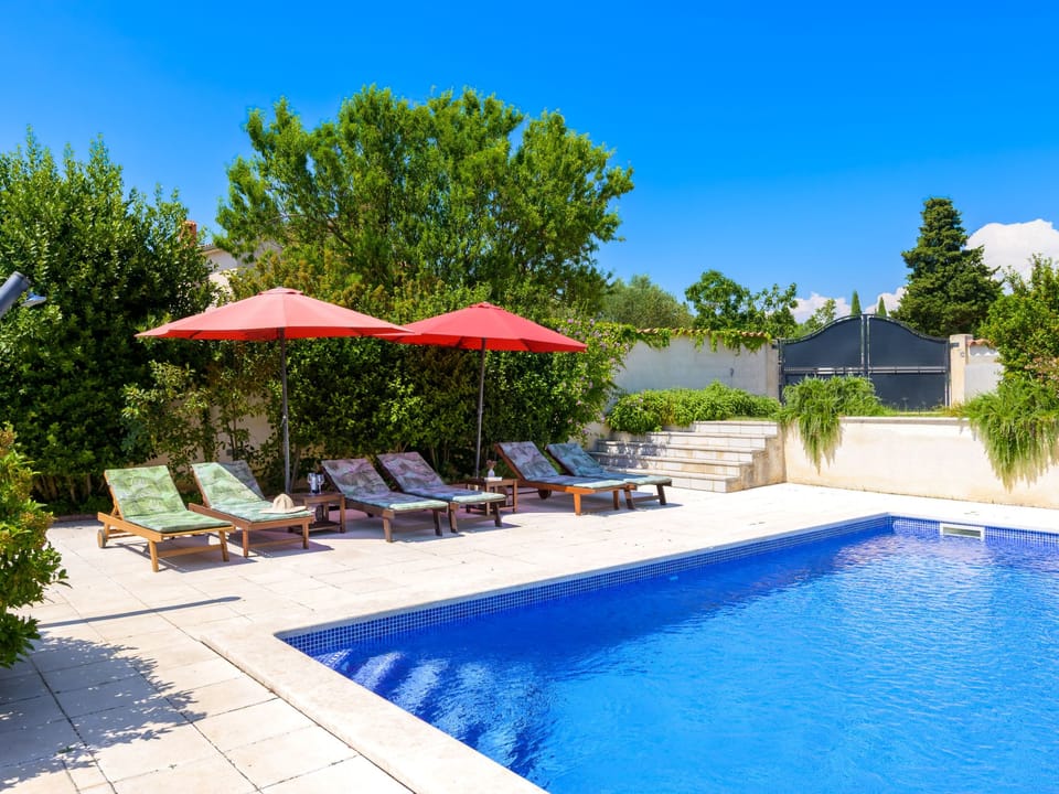 Sabina mit zwei Ferienwohnung und Pool Vacation rental in Pula