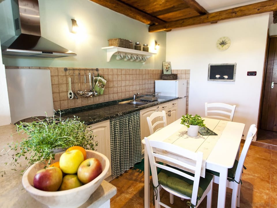 Anwesen "Villa Ana" mit Blick auf das Wasser Vacation rental in Istria County
