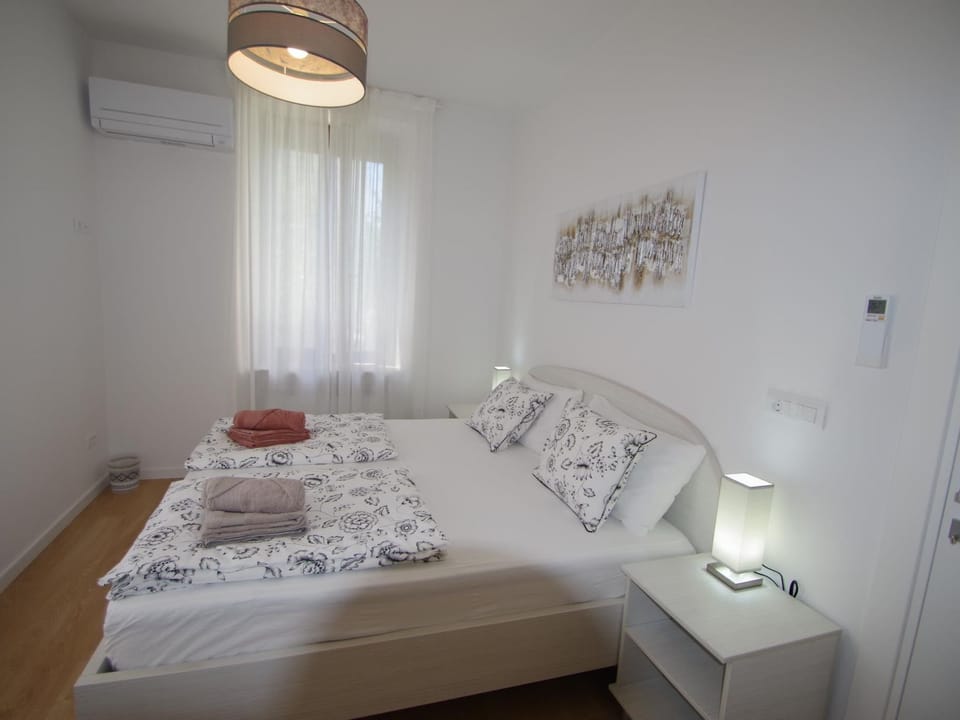 Moderne 2-Schlafzimmer-Wohnung in Pula Apartment in Pula