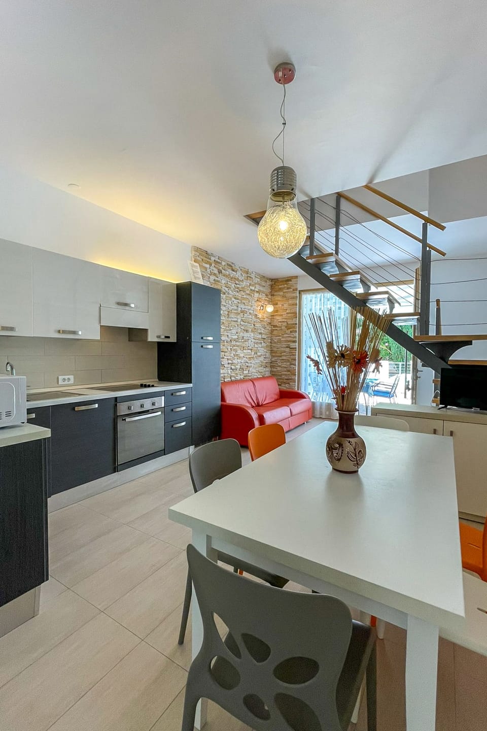 Kitchen / Dining Room