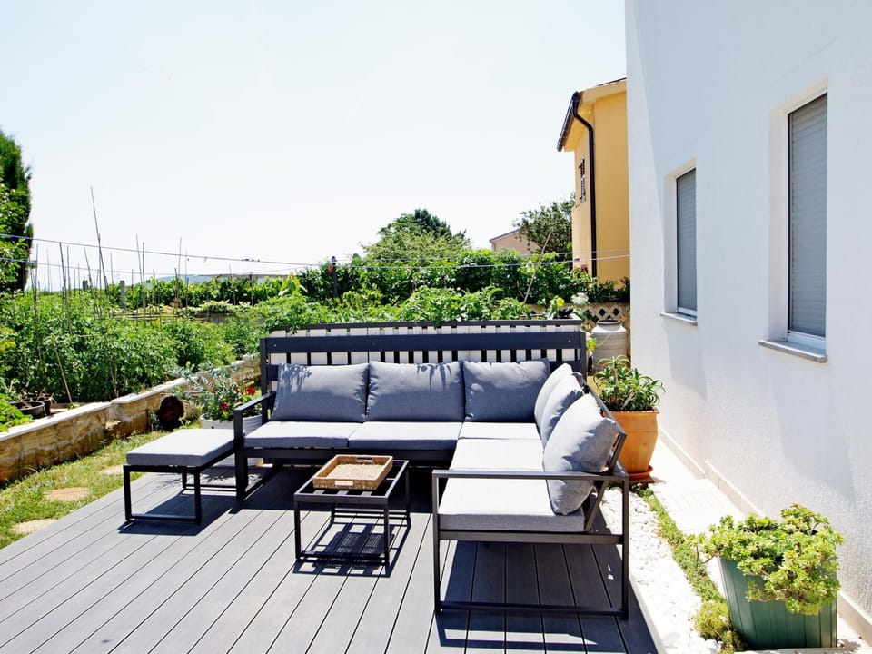 mit privatem Pool in Vinkuran Apartment in Pula
