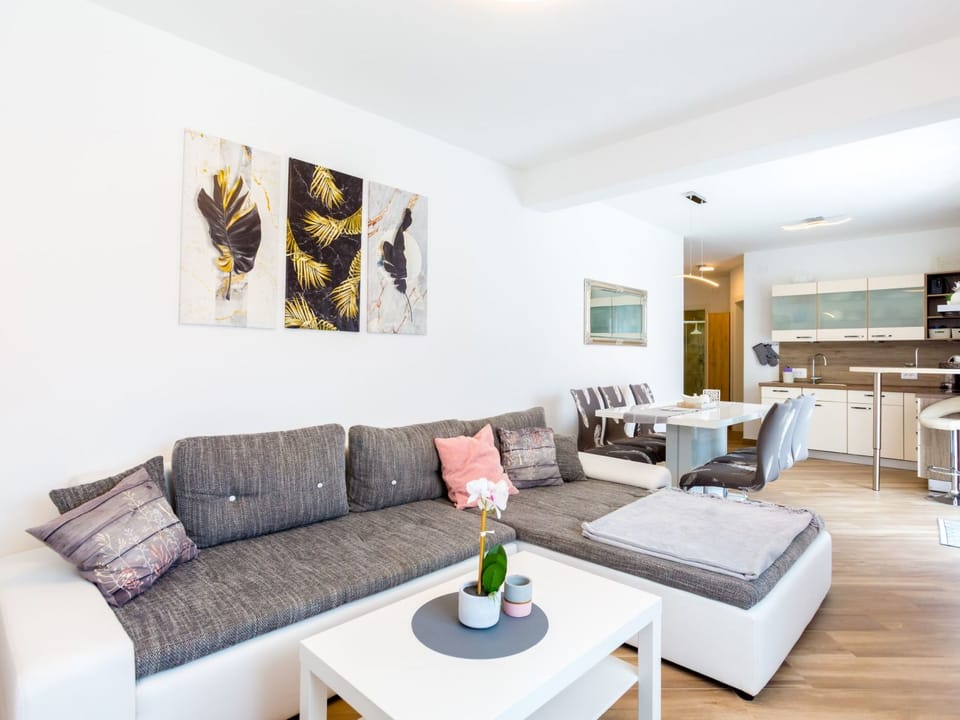 Modernes Apartment As Veliki mit Terrasse Apartment in Medulin