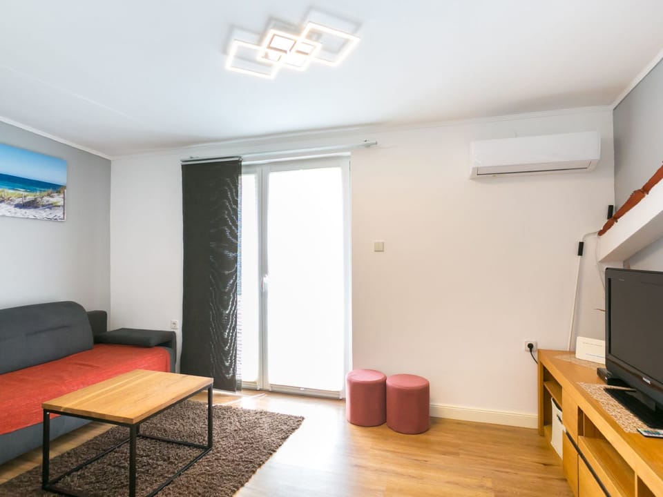 Branko Grgic Apartment in Medulin