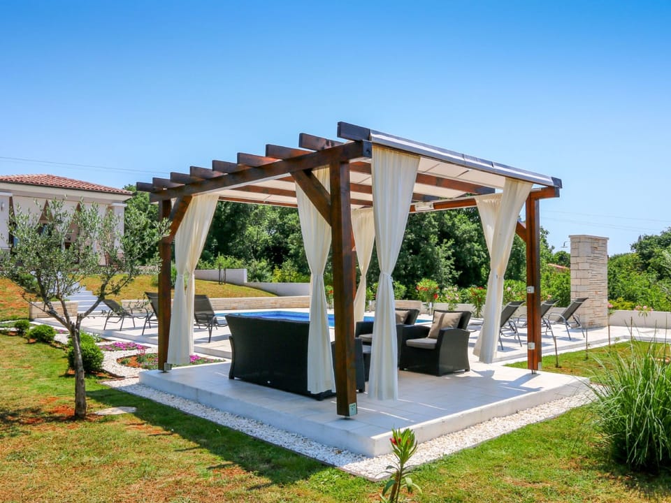 Villa "Tara" mit privatem Pool Vacation rental in Medulin