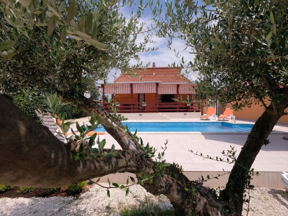mit Pool Vacation rental in Medulin