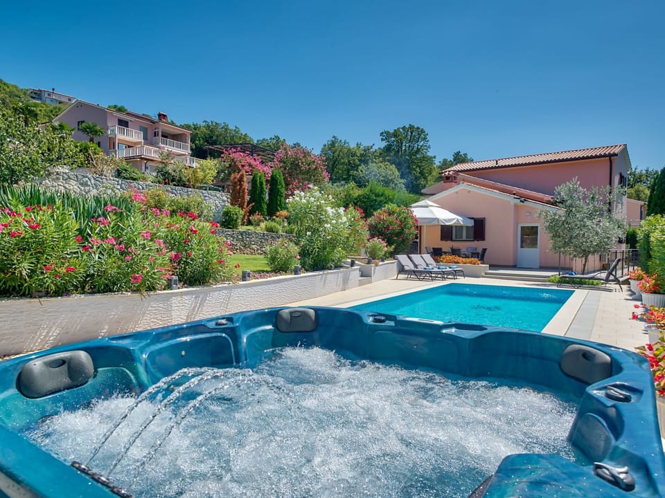 "Ines" mit Whirlpool Vacation rental in Istria County