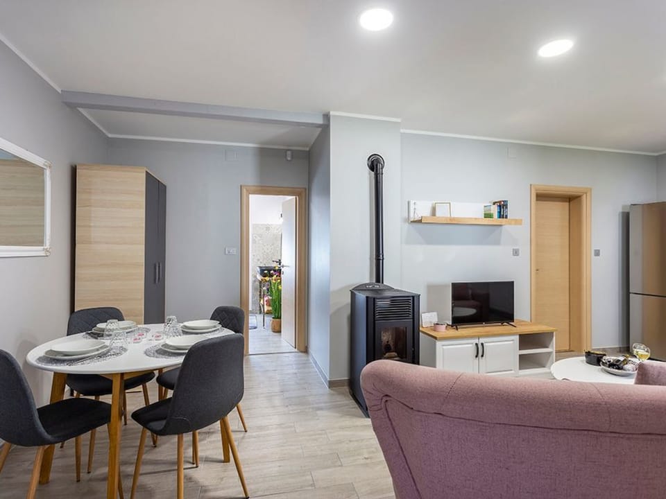 Anna in Lokve Apartment in Primorje-Gorski Kotar County
