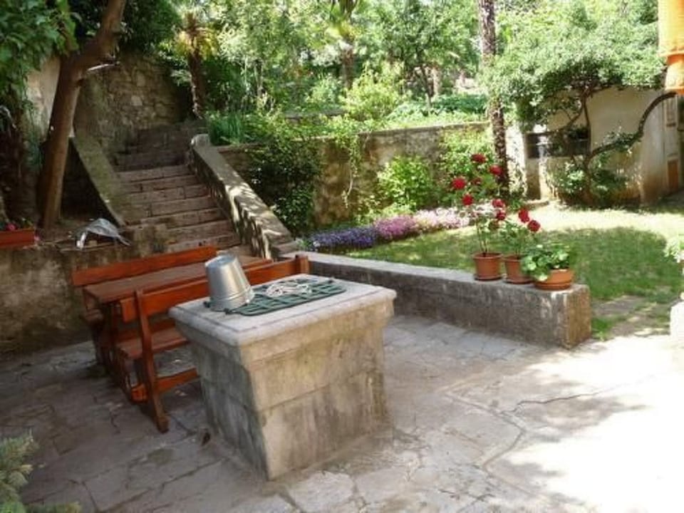 Schöne Ferienwohnung mit Balkon und Garten Apartment in Opatija