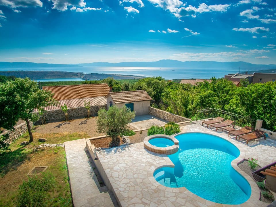 Ferienvilla mit Blick auf das Wasser Vacation rental in Primorje-Gorski Kotar County