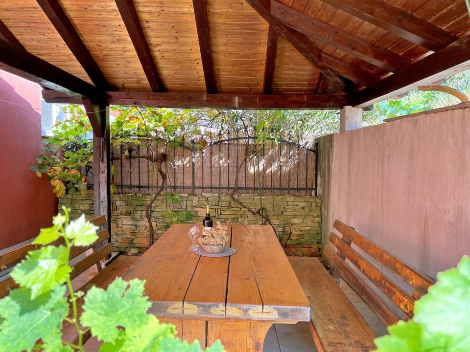 Apartment Sally Apartment in Primorje-Gorski Kotar County