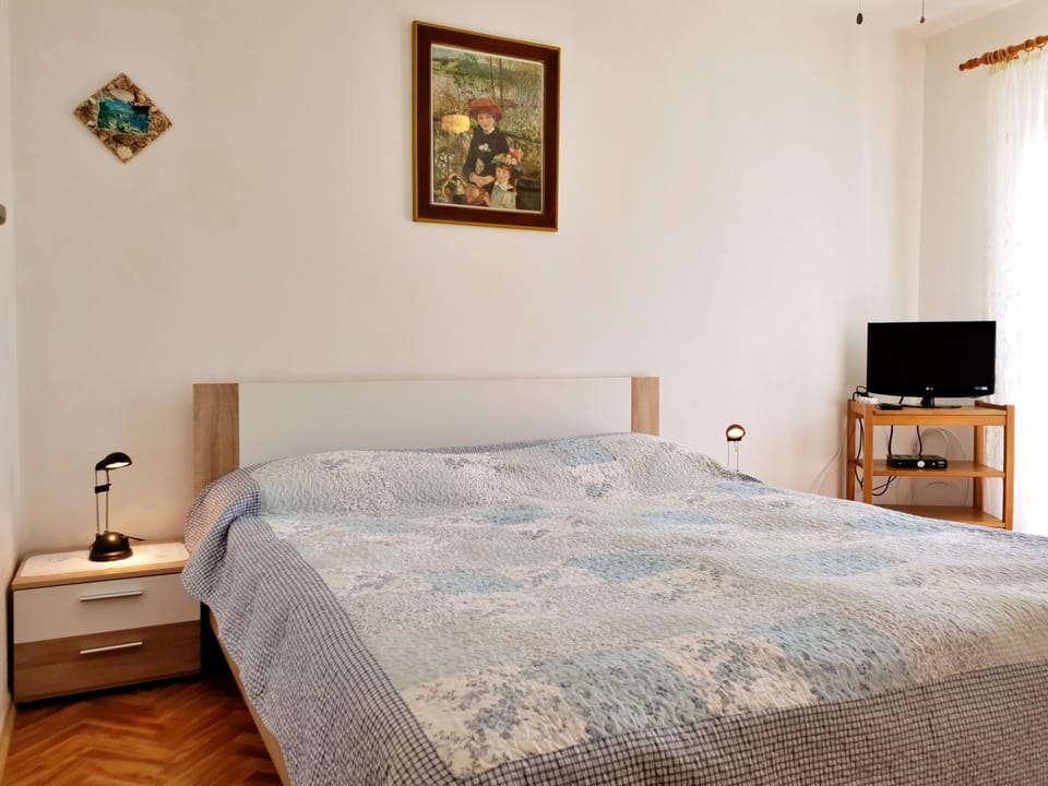 Apartment Bijelic - mit Balkon, 480 m vom Meer Apartment in Primorje-Gorski Kotar County