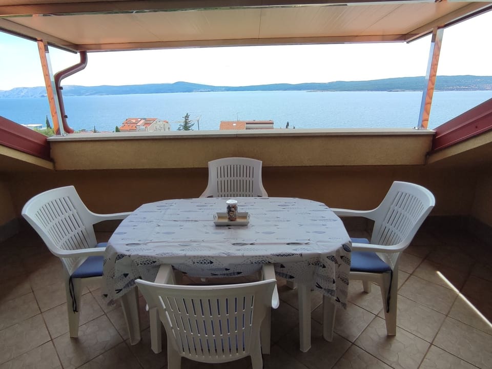 in Crikvenica mit Schöner Terrasse Apartment in Crikvenica