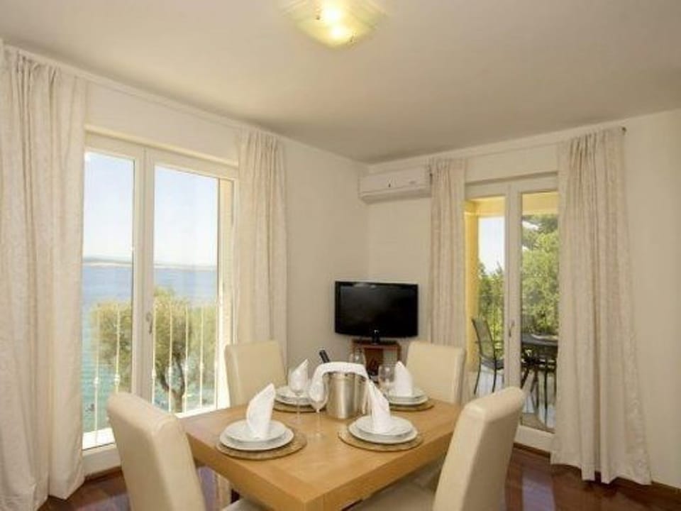 für vier Personen mit Balkon Apartment in Crikvenica
