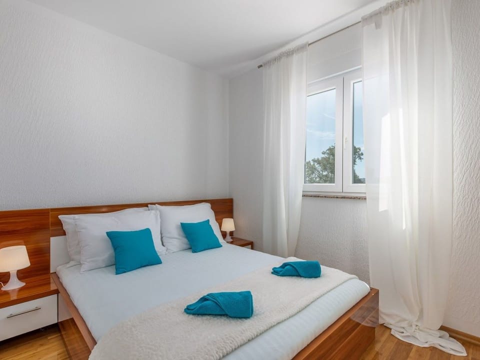 Wohnung mit Balkon und Meerblick Apartment in Primorje-Gorski Kotar County
