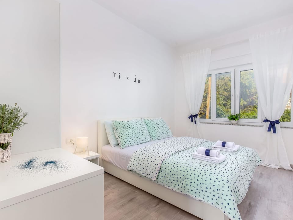 Wohnung "Veronique 4" mit Whirlpool Apartment in Primorje-Gorski Kotar County