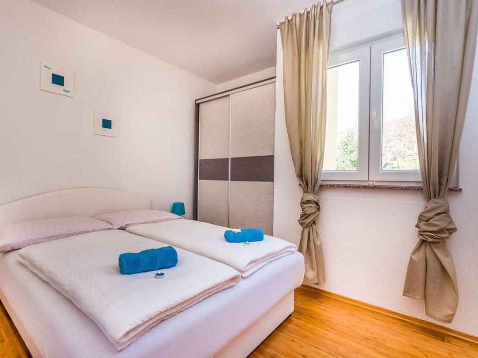 "Vila Chiara" mit Pool Vacation rental in Primorje-Gorski Kotar County