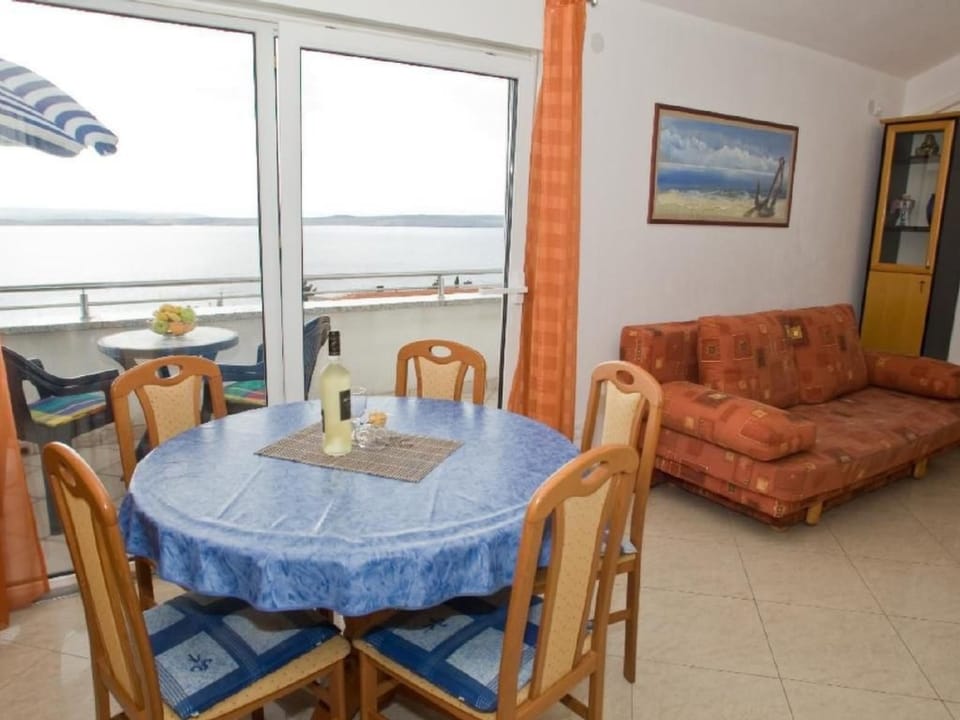 Appartement in Dramalj mit Terrasse Apartment in Primorje-Gorski Kotar County